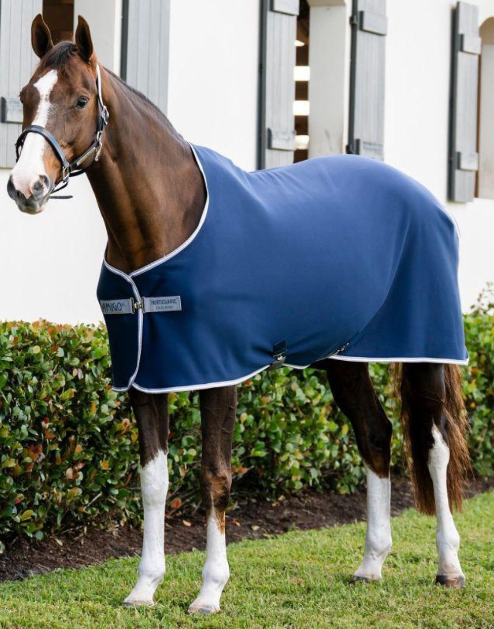 amigo comfort jersey cooler navy made from breathable moisture wicking fabric for drying horses