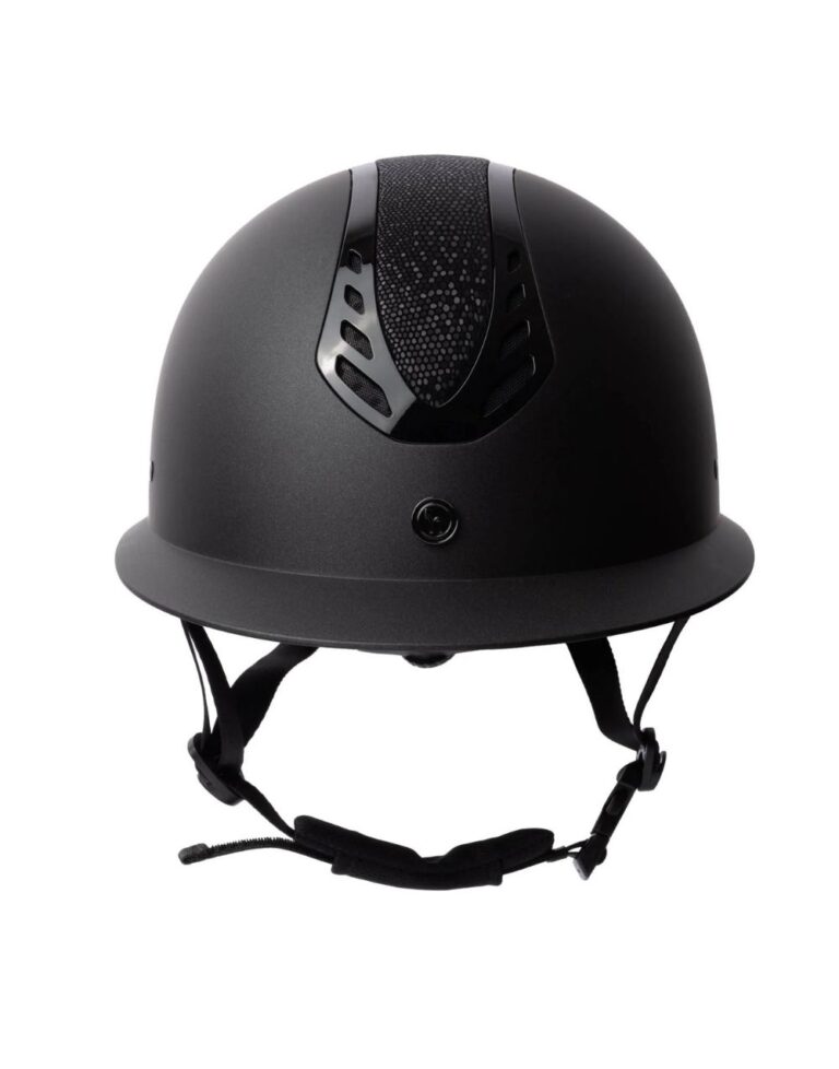 Detail of the CADENCE riding helmet