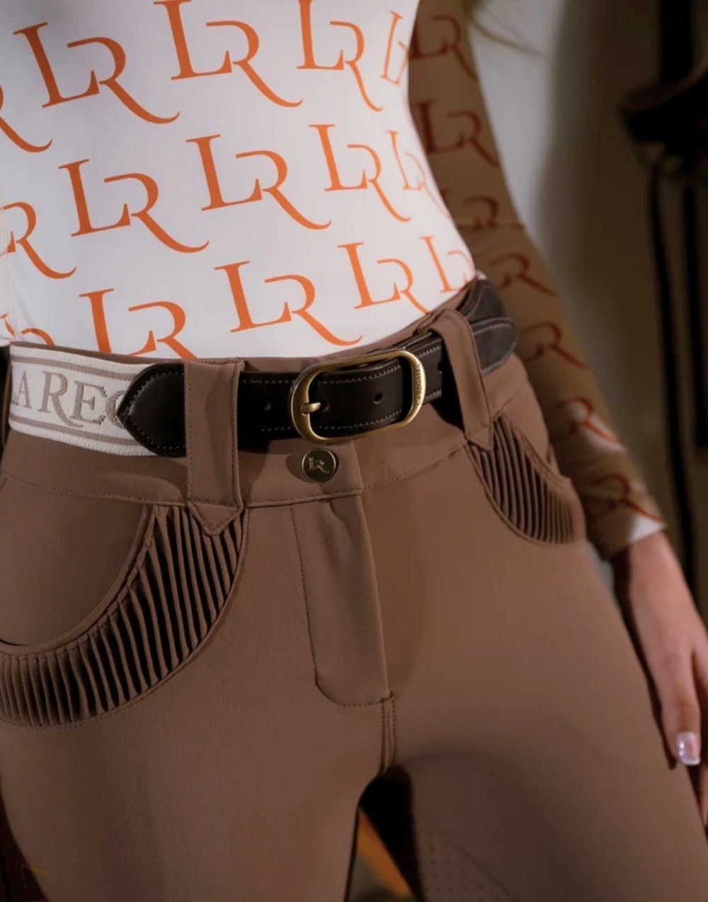 La Regalia Dorado Breeches latte colourway with full seat silicone grip and gold Argentinian sun embroidery